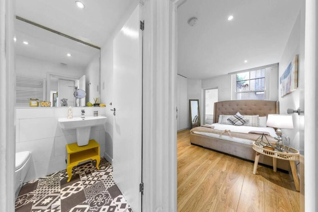 3 Bedroom Apartment In Haymarket Central London Sleep 10 Hy2 Eksteriør billede