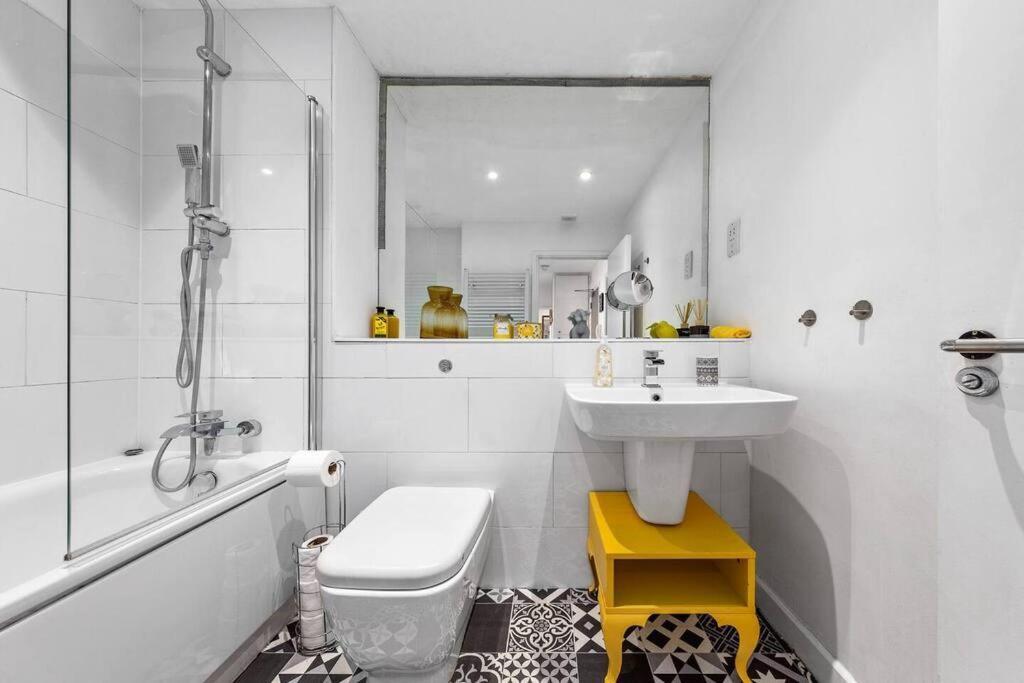 3 Bedroom Apartment In Haymarket Central London Sleep 10 Hy2 Eksteriør billede